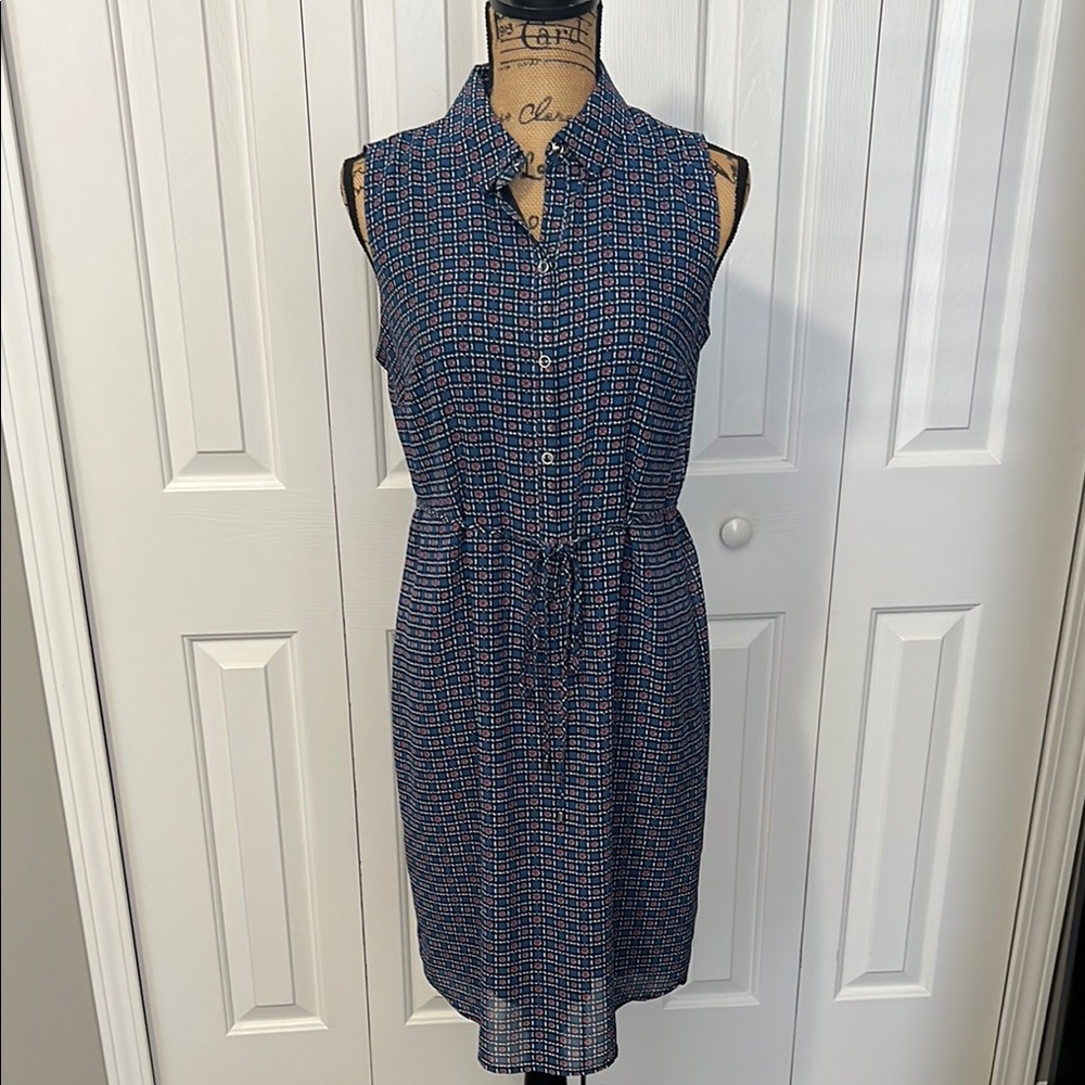 CB Blue & Pink Pattern Collared Sleeveless Dress